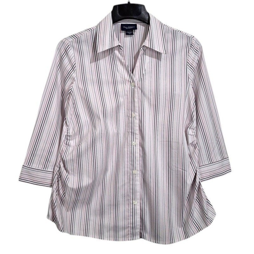 New‎ Additions Top Maternity S White 3/4 Sleeve Striped Ruched Button-Up Blouse